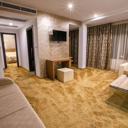 Hotel Andon Angelov Sandanski Exterior photo